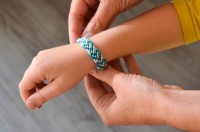 Bracelet brésilien motif coeur