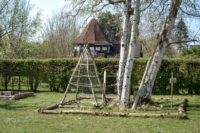 Fabriquer un tipi recouvert de fleurs pour les insectes