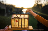 Faire une serre en biscuit vitrail