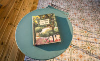 Livre Voyages dans mon jardin